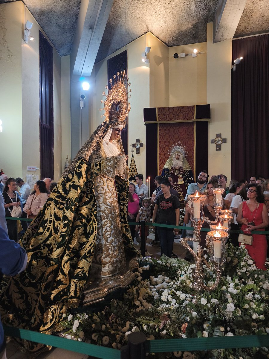 La Esperanza todo lo llena. Se están viviendo días memorables de fiesta en la parroquia de Jesús Obrero.

#LaMisiónDeLaEsperanza