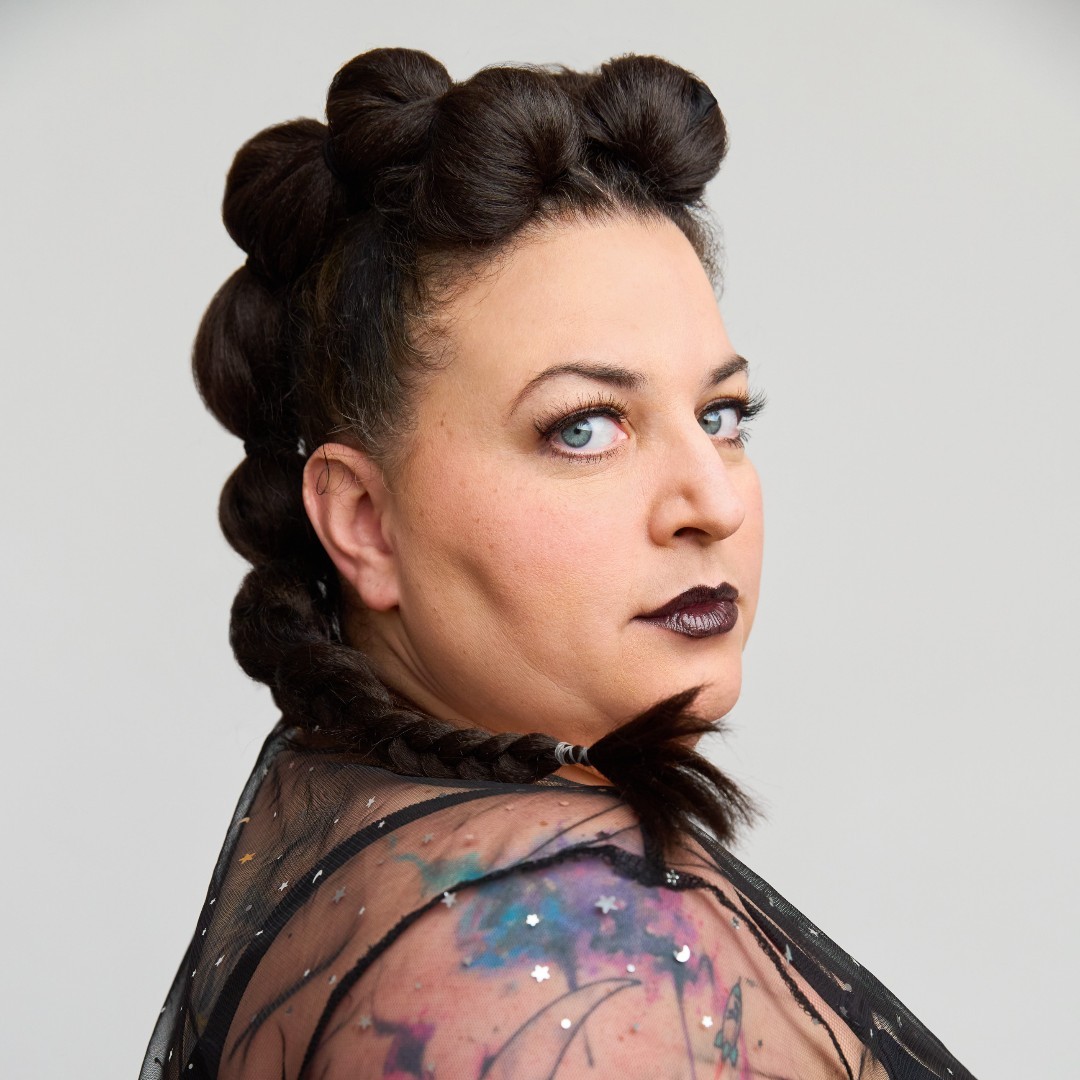 AlbertusSocial's tweet image. Kacie Newport is a business owner, filmmaker and writer. She earned her MFA part time, splitting semesters while busy with work and travel. Now she is a published writer.

Busy life? You can do this too.

#AlbertusMagnusCollege #MFA