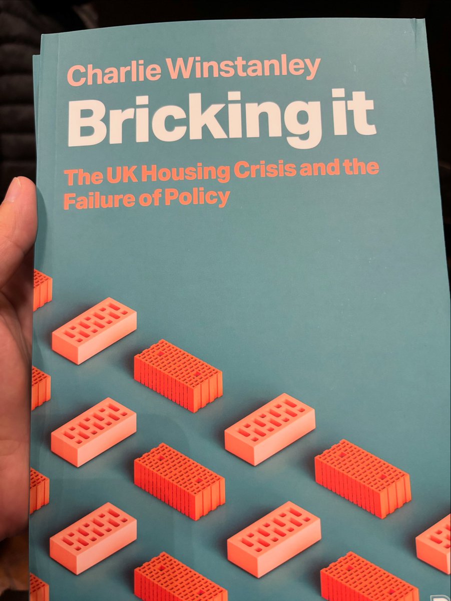 Great to be at <a href="/cfwinstanley/">Charlie Winstanley</a>’s book launch tonight! Interesting discussion between Charlie and <a href="/salford_mayor/">SalfordMayor</a> about how we can tackle the housing crisis, including the importance of local government in it.