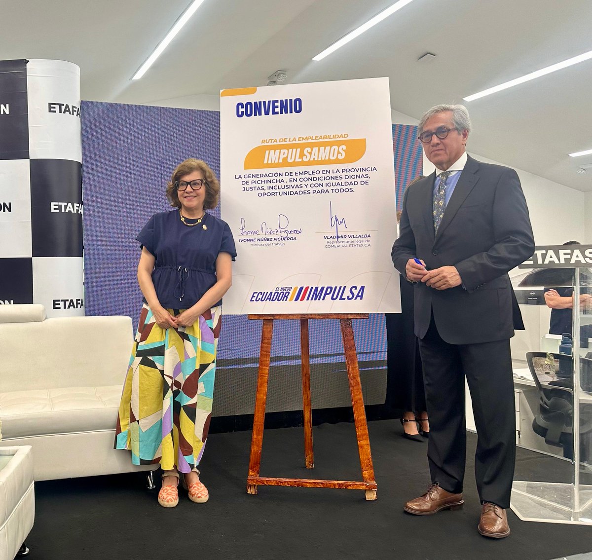 ETAFASHION tweet media