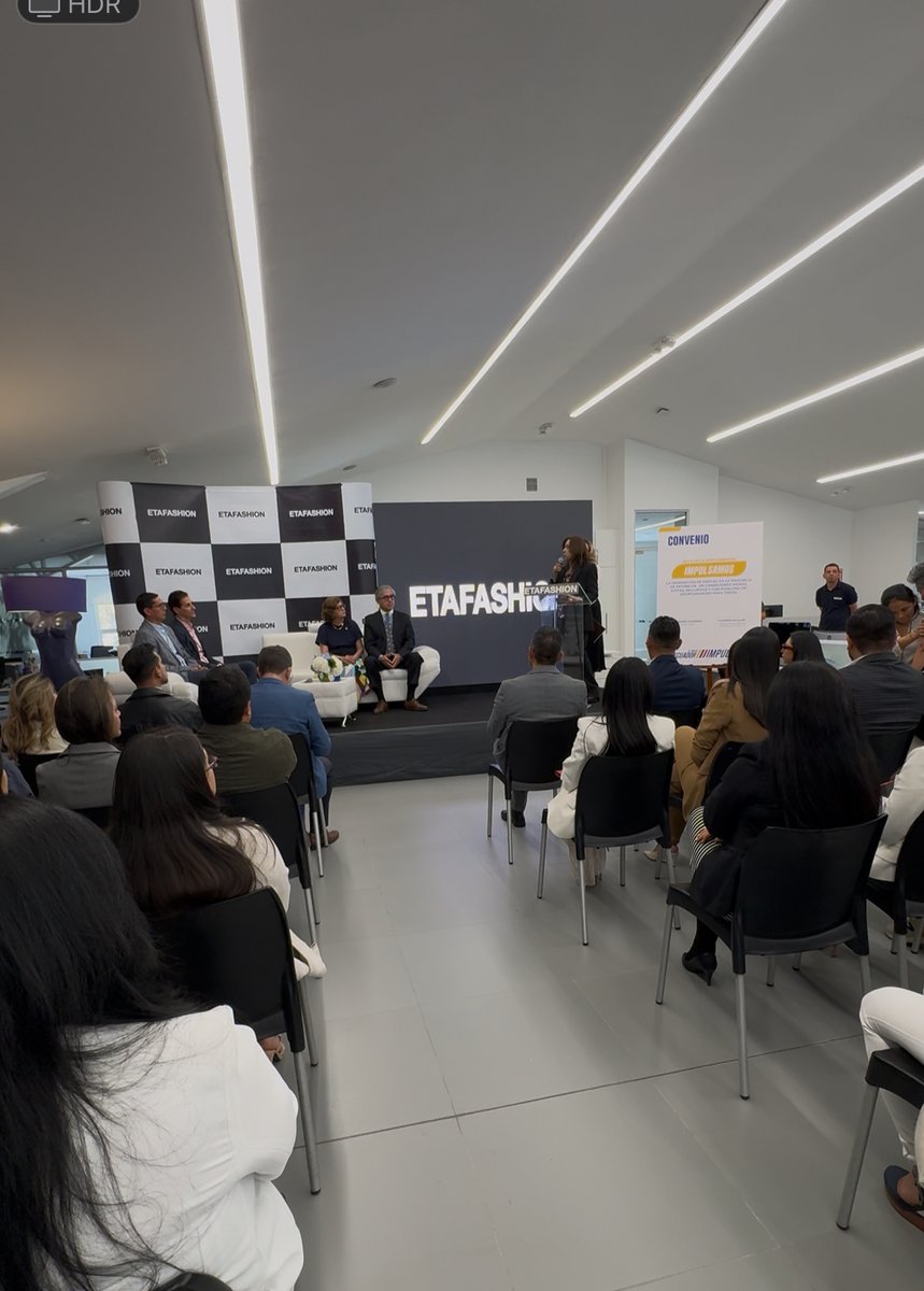 ETAFASHION tweet media