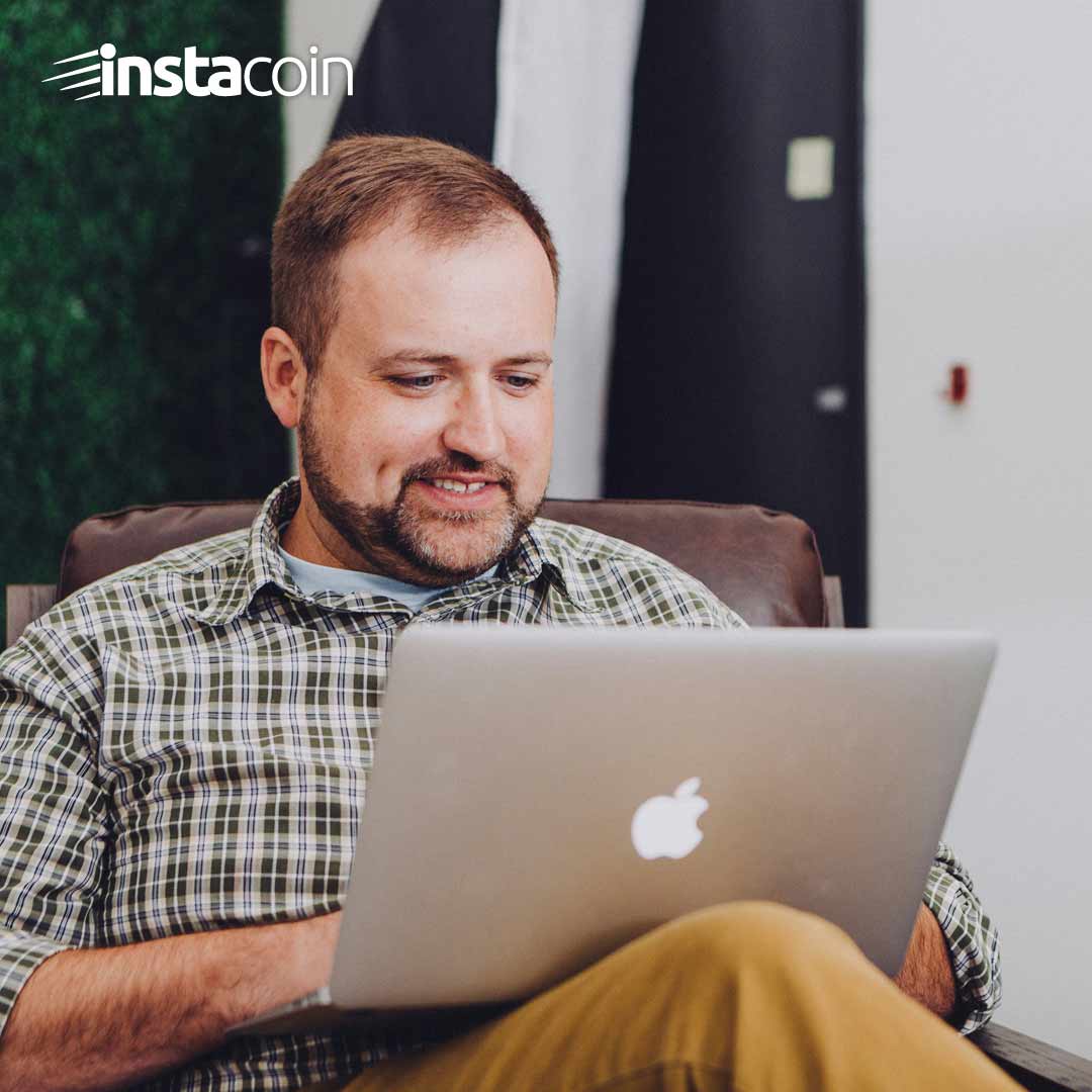 SURVEY (version française ci-dessous): We can't help but think that dude looks comfortable…would you be interested in an Instacoin service  that allows you to sell your crypto online and receive the funds by  e-Transfer? Let us know what you think in the comments.
---
SONDAGE :