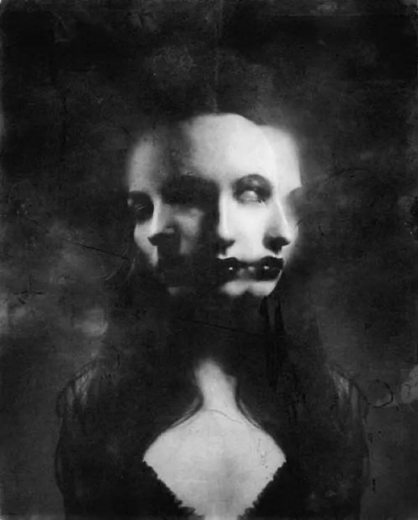 Dark Sister 🖤 tweet media