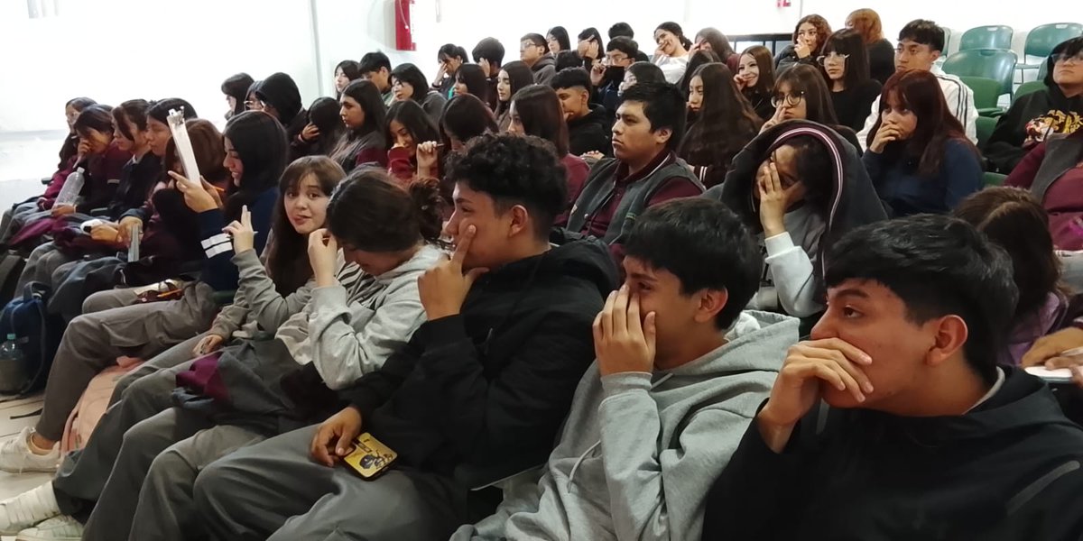 ConalepNauc2's tweet photo. Estudiantes de 1er semestre de P.T.B. en Administración participaron en la videoconferencia Escuela Sustentable, donde reflexionamos sobre nuestro papel como actores sociales.
 @Margarita Rocío Serrano Barrios
#ElPoderDeServir
#ApasionadamenteCONALEP
#OrgullosamenteCONALEP https://t.co/2UAUsFYu8F