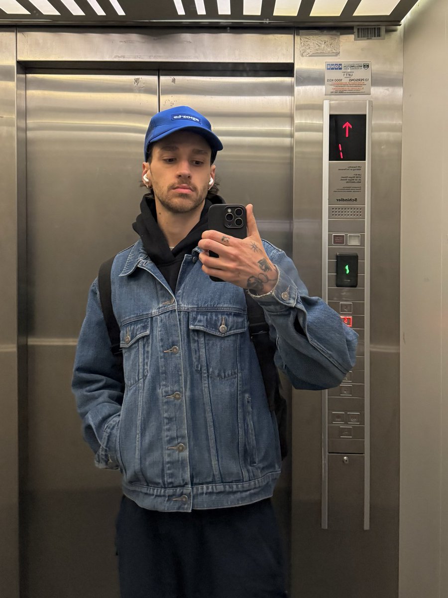 lachywc's tweet image. School boy