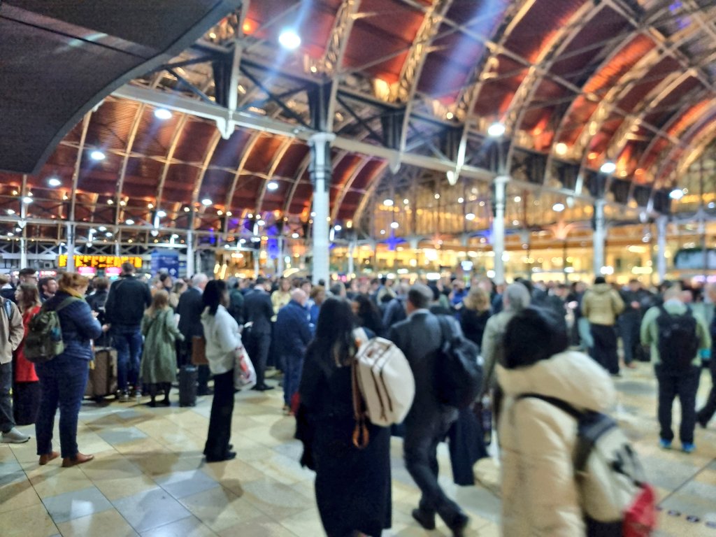 Fire on EMR and pandemonium at Paddington due to trespassers. I knew downloading more videos on the French nuclear power station programme &amp; using a rolling programme of construction to reduce costs... was a good idea.