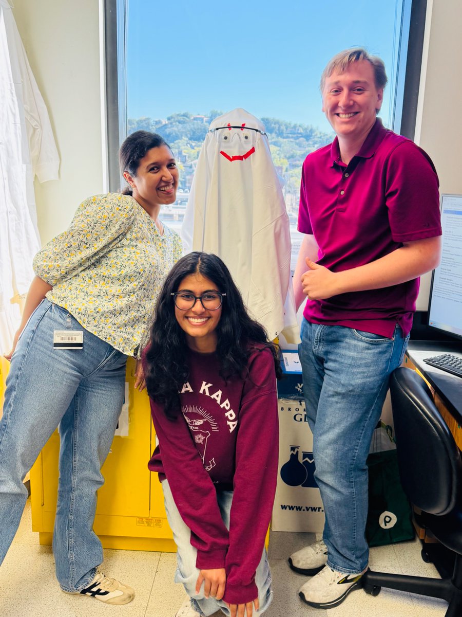 Juhi Samal (@juhisamal) on Twitter photo Gearing up for the spooky season 👻 <a href="/uabbme/">UAB Biomedical Engineering</a> Gearing up for the spooky season 👻 <a href="/uabbme/">UAB Biomedical Engineering</a>