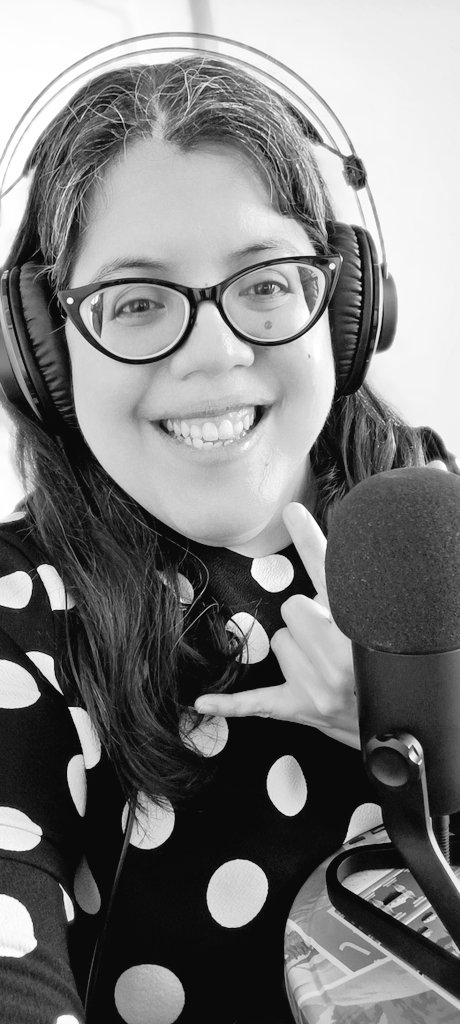 soy_huicana's tweet image. Así, un día más detrás de la cámara y el micrófono 📹🎙️
#LearnItEasy 👩🏻‍🏫🍎