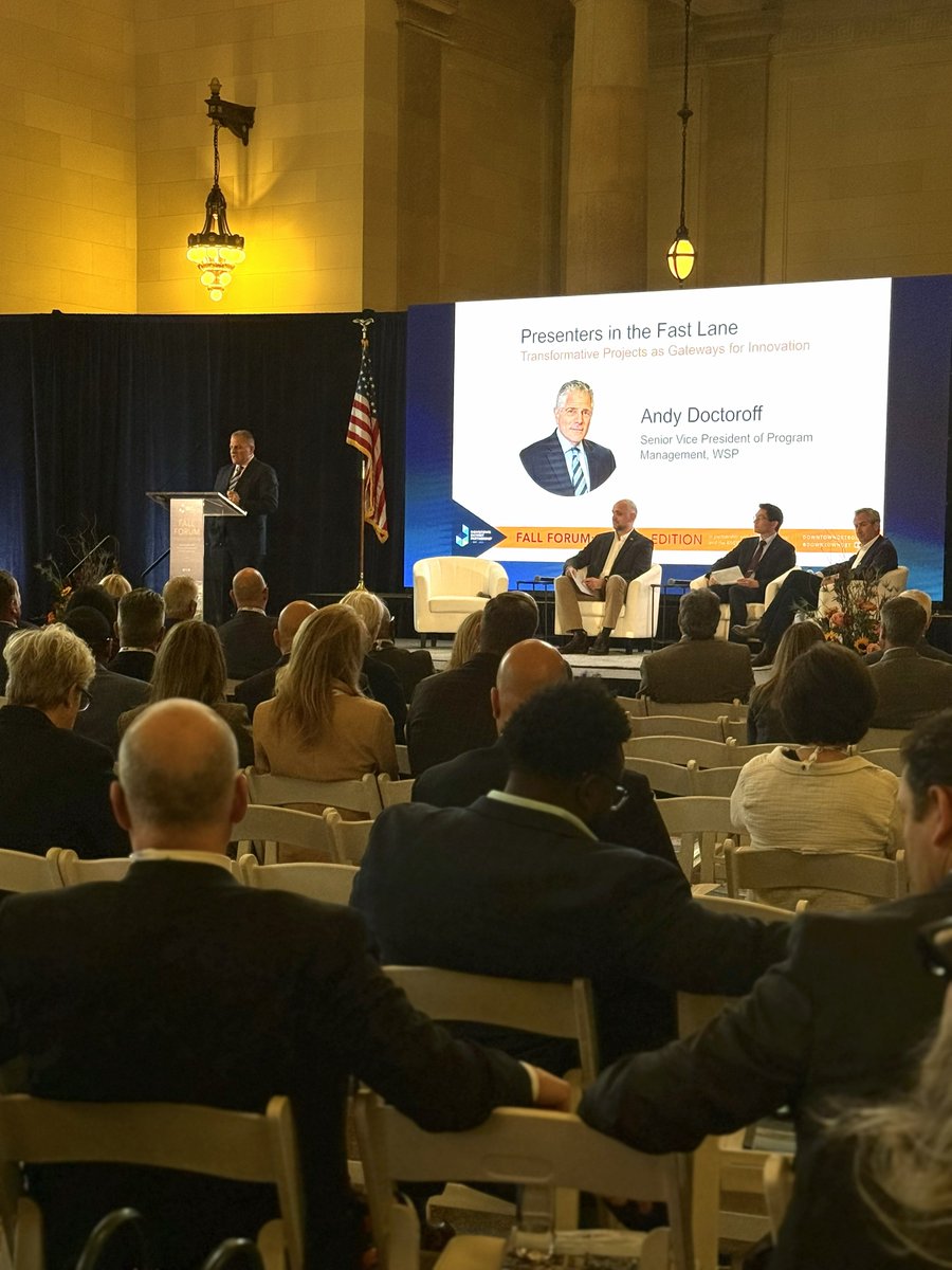 🌉 Celebrating Connections, Forging the Future Together!

The <a href="/WERCofC/">Windsor Essex Chamber of Commerce</a> was proud to join leaders from both sides of the border at <a href="/DowntownDet/">Downtown Detroit Partnership</a>’s Fall Forum: Special Edition at Michigan Central.

Great hearing from different leaders and strengthening our binational connections 🤝