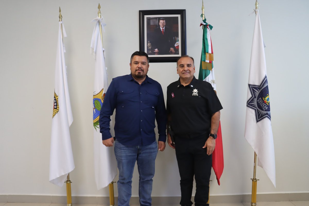 sspdgo's tweet image. #DurangoRenace El Presidente Municipal de Otaez, Lic. Daniel Guerrero Sarabia, se reunió con el Comisionado de Seguridad Pública, Lic. Óscar Galván Villarreal, para analizar temas de seguridad y fortalecer el Mando Único, impulsando acciones coordinadas. #SSPDgo