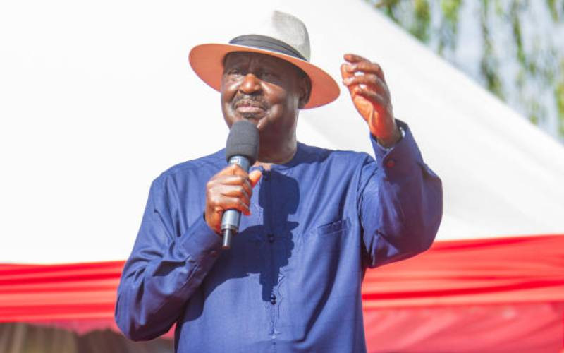 AmbassadorFiile's tweet photo. Former Kenyan PM Raila Odinga passed on at one of the hospitals in India, Raila is remembered for his fight for multiply party democracy when Kenya was under one party rule, He pushed for the current constitution and devolution, The man has struggled for Kenya. https://t.co/8rE9xyWvAG