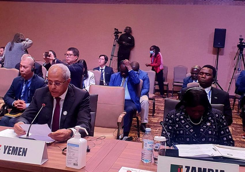 #كامبالا|| نائب وزير الخارجية وشؤون المغتربين مصطفى نعمان يشارك في الاجتماع الوزاري الـ19 لحركة عدم الانحياز في كمبالا تحت شعار “تعميق التعاون من أجل رخاء عالمي مشترك”.
أكد في كلمته تضامن الجمهورية اليمنية الكامل مع الشعب الفلسطيني الشقيق ودعم حل الدولتين. mofa-ye.org/Pages/?p=34501