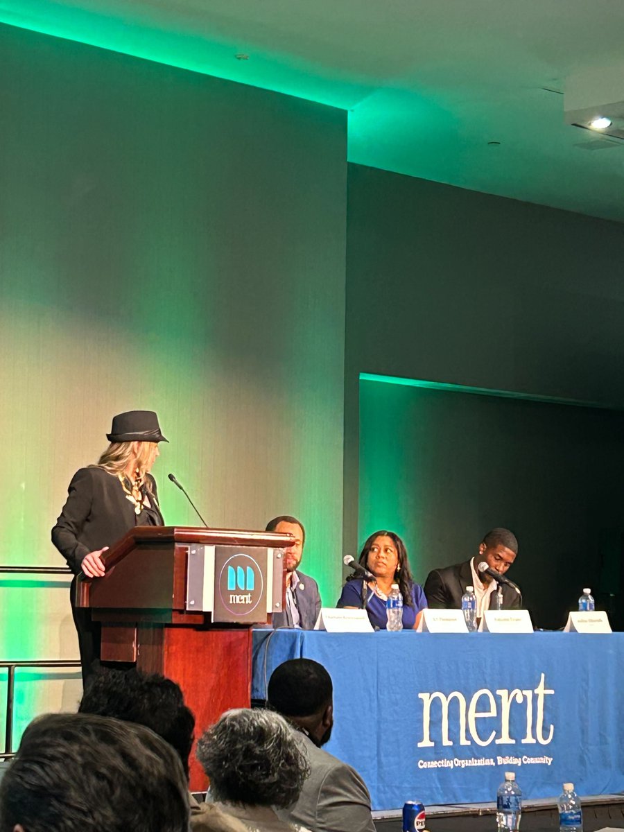 meritnetwork's tweet image. What a day! Yesterday at Huntington Place in Detroit, Merit joined 100+ leaders working to advance universal connectivity across Michigan.

Proud to be part of this community shaping Michigan&apos;s digital future!

#MBS25 #MichiganBroadband #CommunityConnectivity #DetroitTech