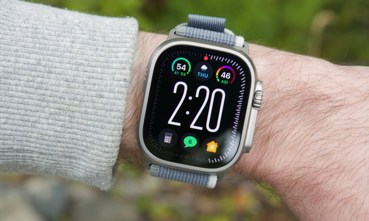TechKard's tweet image. Dual Deals Alert at Best Buy!

💪 Apple Watch Ultra 2 — now $649 ($150 off) after the launch of Ultra 3.
sovrn.co/kfnrkwt

⚡ Razer Blade 14 (RTX 5070) — massive $600 off, now $2,100 (was $2,700).
sovrn.co/16dtuse

#Apple #RazerBlade14 #AppleWatchUltra2