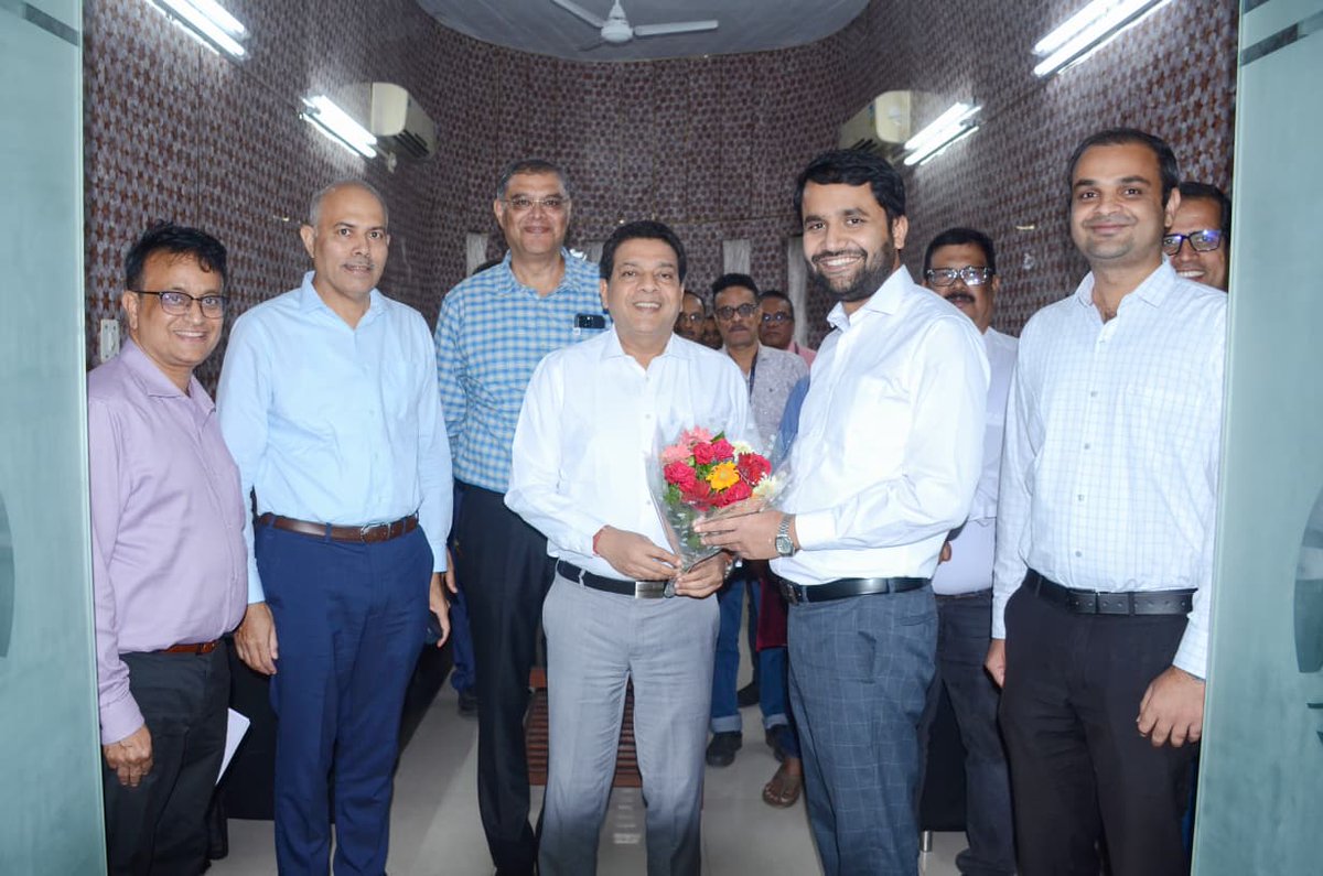 Strengthening #Partnerships for #Progress! Shri Abdaal M. Akhtar, IAS, Collector &amp; District Magistrate, #Angul, was accorded a warm welcome by Shri Brijendra Pratap Singh, <a href="/CMDNALCO/">CMD-NALCO</a>, along with Shri Pankaj Kumar Sharma, Director (Production), Shri Jagdish Arora, Director (P&amp;T),