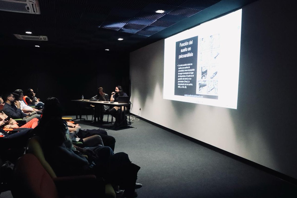 #Entérate Cine, educación y tecnología se unen en el Segundo Congreso de Cine del Siglo XXI wp.me/p6Zyu6-1CUx

El encuentro reunirá a especialistas, estudiantes y público interesado para analizar el papel del cine contemporáneo desde diversas disciplinas <a href="/UNAYucatan/">Universidad de las Artes de Yucatán</a>