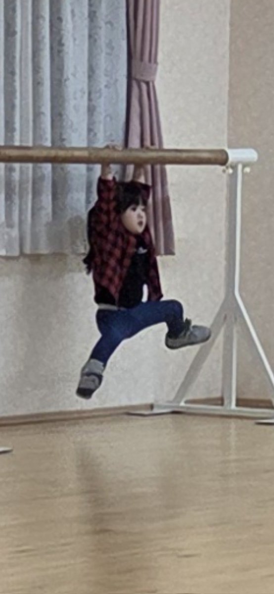 「ｷｮｳﾀﾞﾝｽｲｸｰ👶」
と張り切っていた娘
#ダンスとは