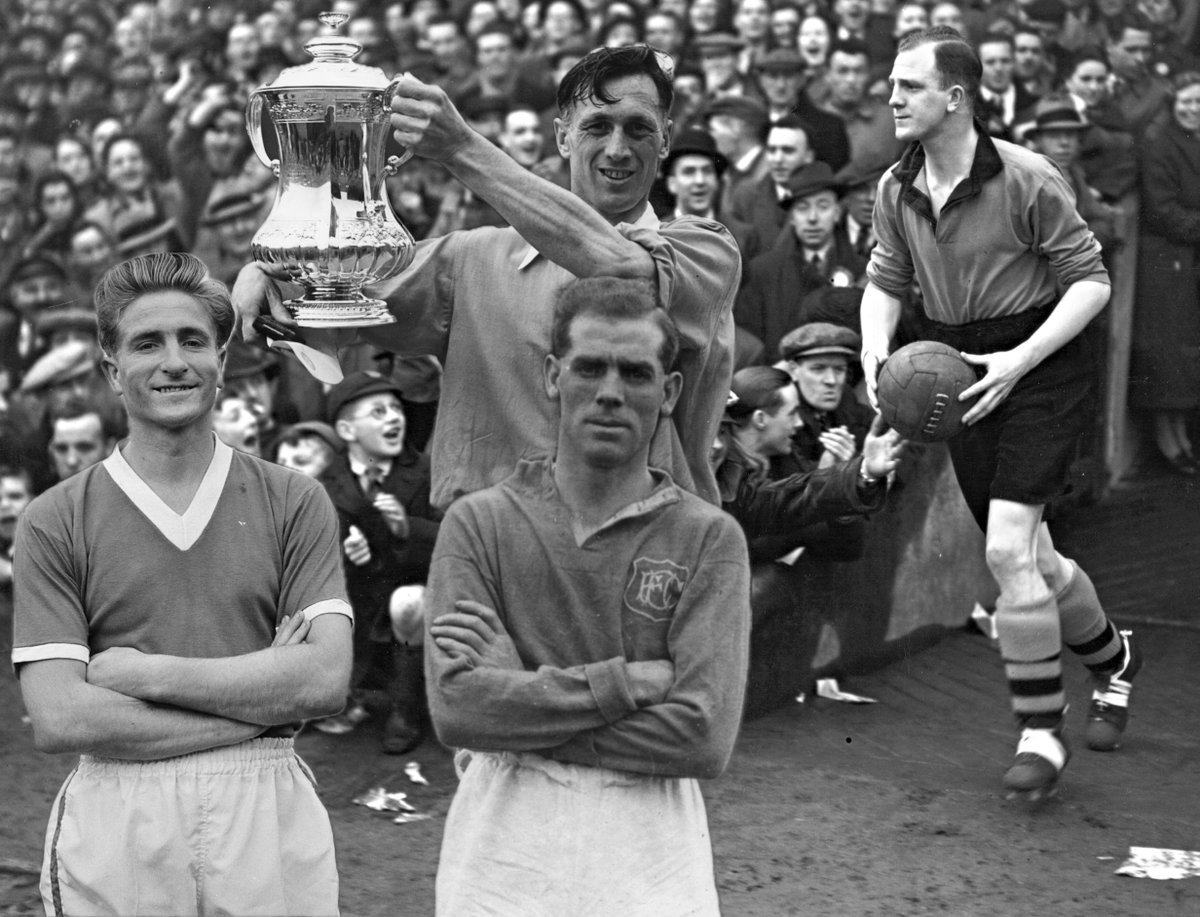 How Football Promoted Ellesmere Port

Can you help to get this community project funded to publish a book about a town with a special history within the game? 📚⚽️

spacehive.com/how-football-p…