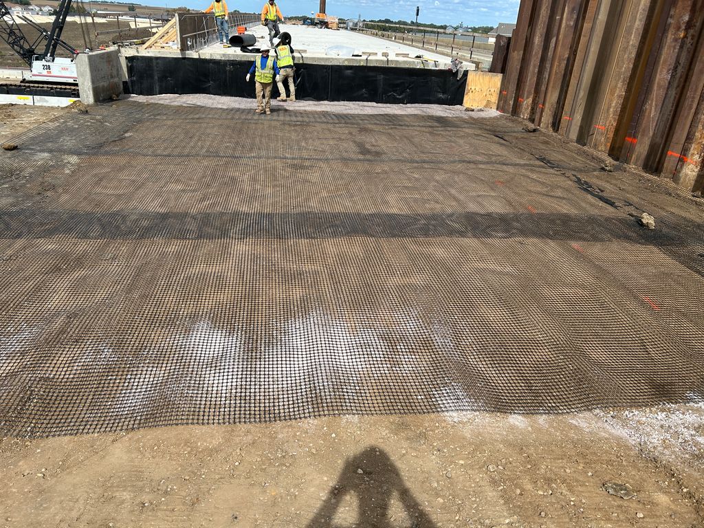 Beginning on Oct. 16, 2025, traffic will be shifted onto the new pavement and bridge on Western Avenue over Interstate 90 at exit 387 (Hartford), marking the completion of phase one of construction.
 
Find the latest information on the project website at dot.sd.gov/projects-studi…