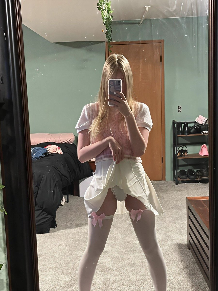 DaddyS36249's tweet photo. #hot #modeling #beautiful #instagram #contentcreator #lingerie #fashion #tiktok #model #style #ootd #fashionista #trendingnow #influencer #bodypositivity #photography #followme #creatorcommunity #glamour https://t.co/M2bCrOUl44