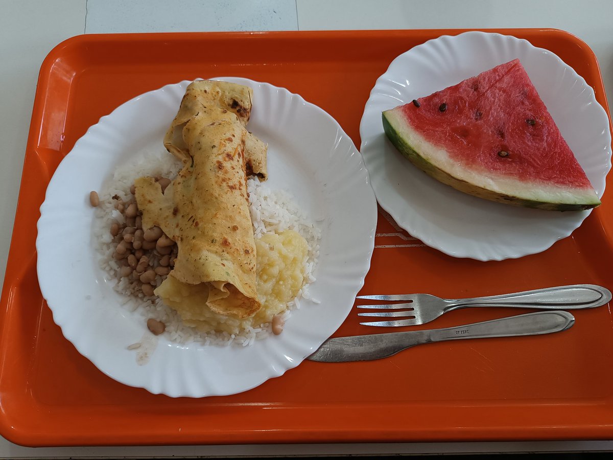 lupinpoetryy's tweet photo. @acervobandejao opção veg na #prefs hoje ! https://t.co/jL2NHB9P6Z