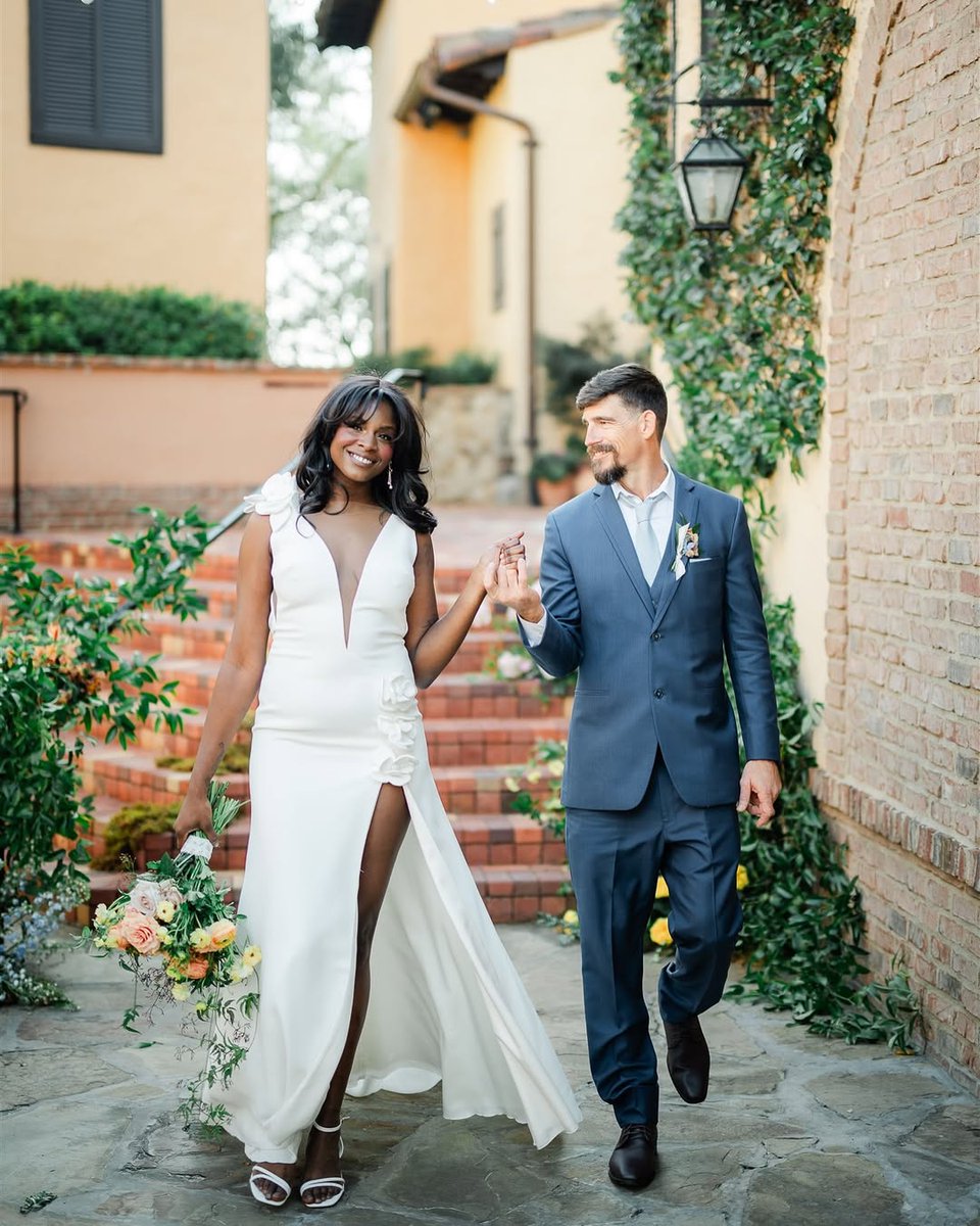 Made our grand entrance, now let’s make memories!

Photographer: @johannaoakesphotography | Host: @StyledShootsAcrossAmerica | Planning: @HeatherBengeOfficial | Assistants: @alexiawoolumssaa, @amodernfete, @lacedwithgraceinfo | Venue: @bellacollinaweddings