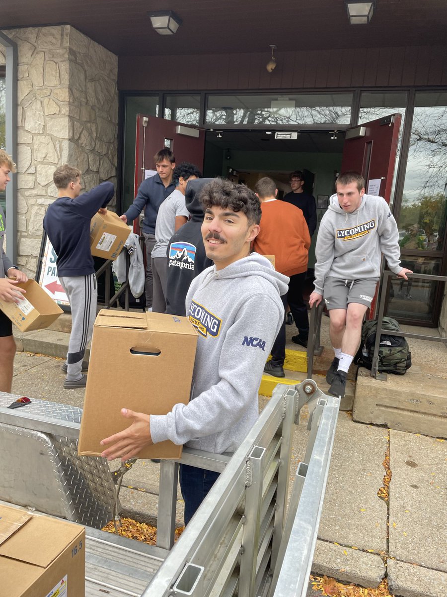lycowrestlers's tweet photo. The Warriors once again helped out yesterday moving books for the James V Brown Library’s book sale #TeamLyco https://t.co/avHgKG7yOE