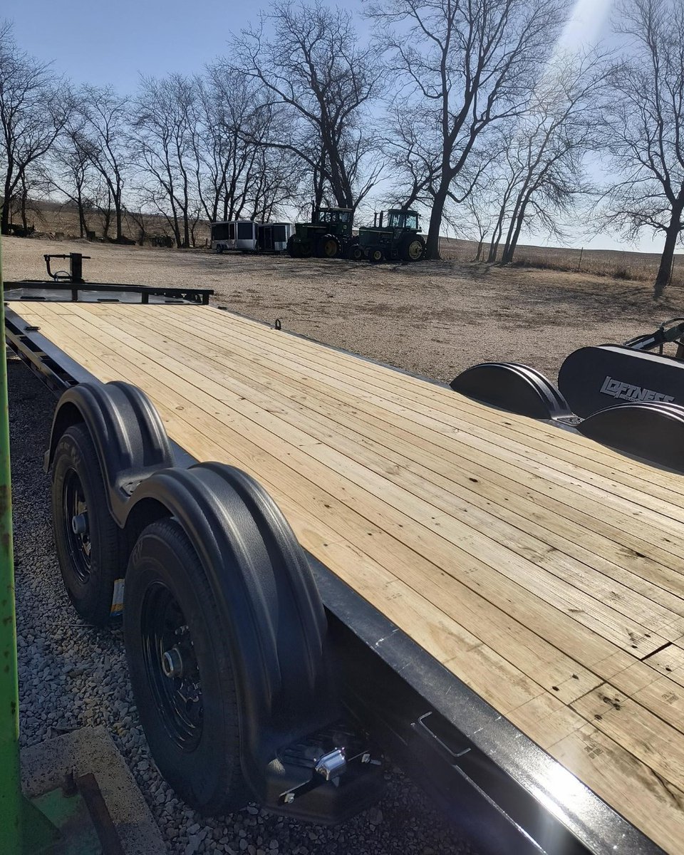 TodayUtility's tweet image. Open Car Hauler Trailer FOR SALE! 🏷️

Contact Howie Equipment for details!
📲 (641) 455-5934
📍 Hampton, Iowa
📐 24' Length | 83" Width

Link to Listing ➡️ ow.ly/Q8Ph50X9kpk

#TrailerForSale #FeaturedListing #TruckLife #UtilityTrailersToday