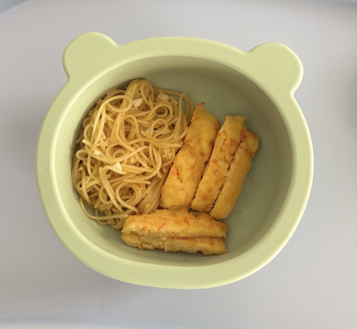 Cheesyberry11's tweet photo. 4 dari beberapa rekomendasi menu mpasi B. https://t.co/LBk2pS3JtN