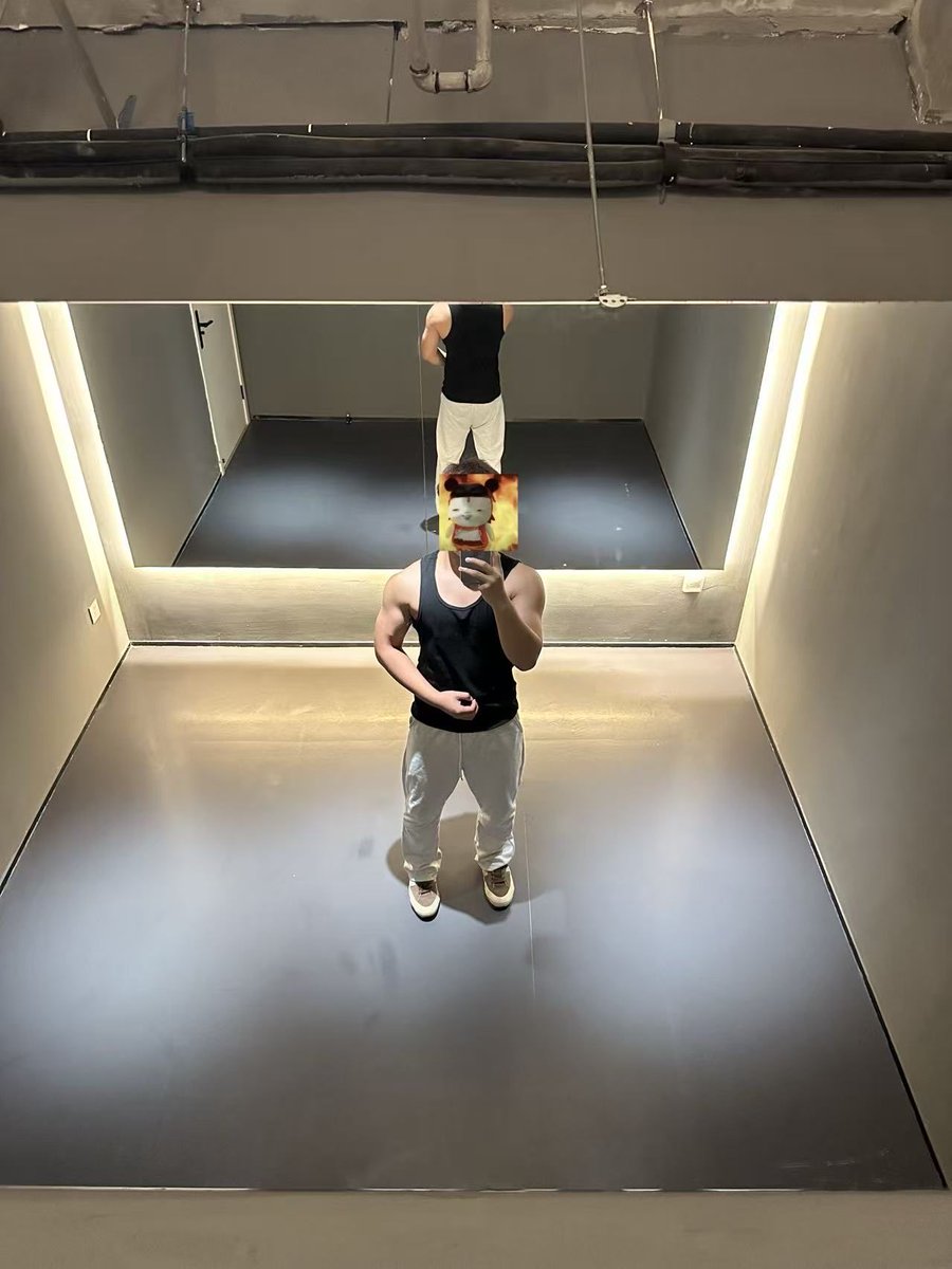 吸肚子…..就会….有腹肌………