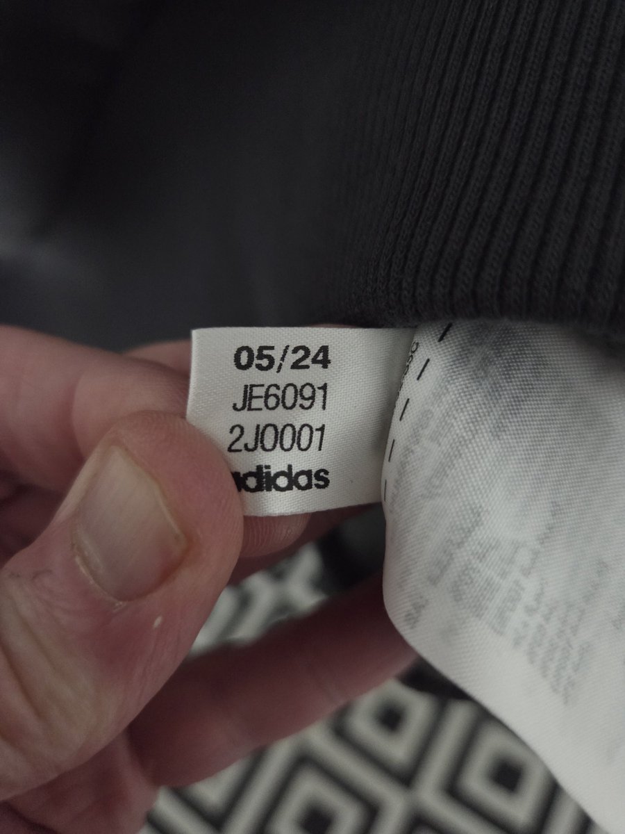 REDUCED...£72.50 delivered tracked M approx 22" p2p 👍 cant be bothered with ebay 👌