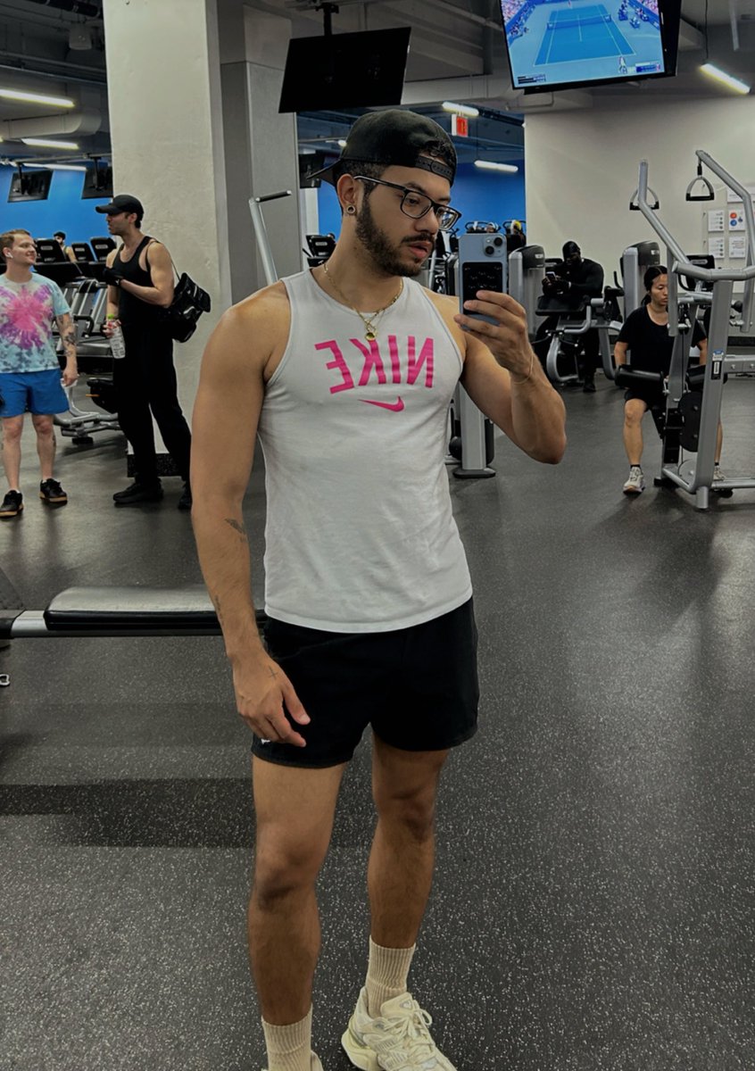 ANDREW ARISTY tweet media