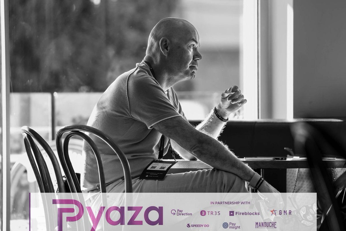 pyazanetwork's tweet photo. 🎉 #PyazaLive Highlights 🌐

🎟️ Events hosted in-app &amp; with partners
🤝 Industry collaborations
💬 Conversations that keep going

Be part of the next one → https://t.co/0Iha7NfFou 

#Pyaza #Networking #Events https://t.co/Ig9nmeSzaC