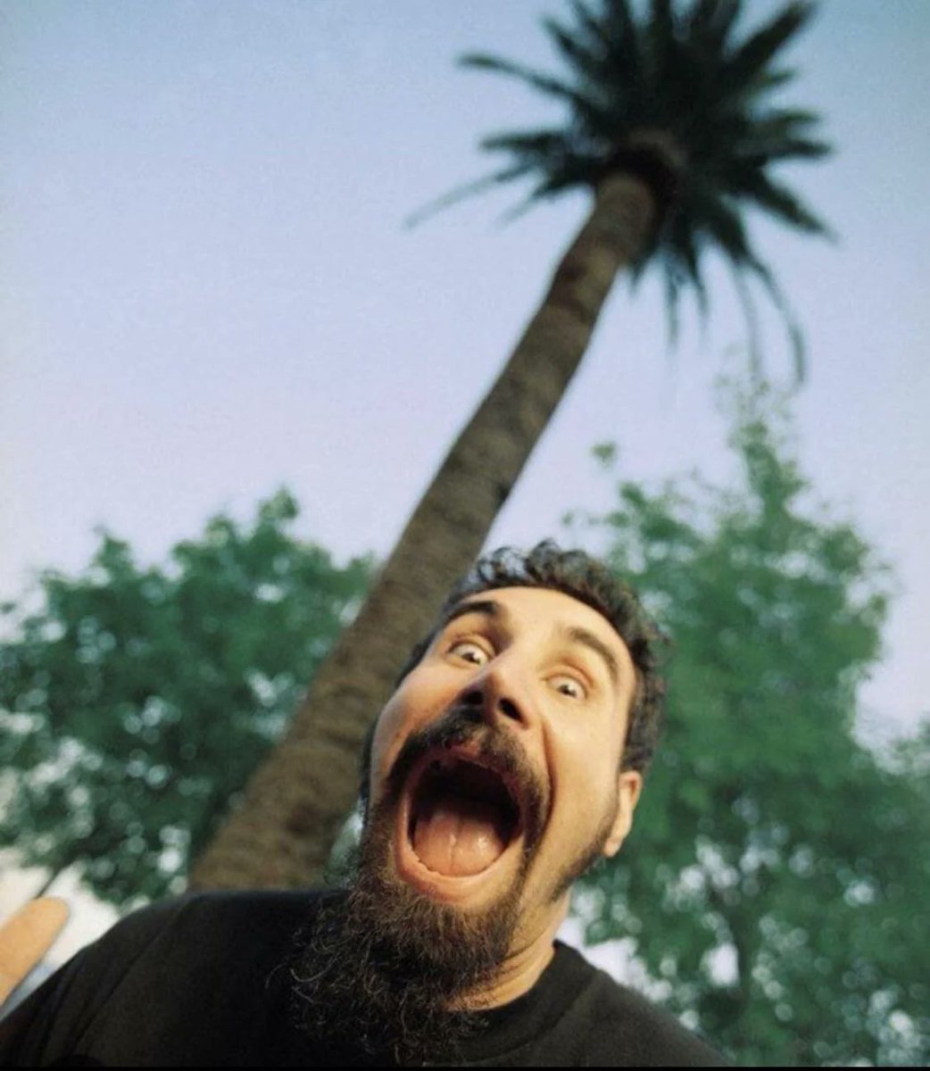 TipThomper's tweet photo. @mimosamantha mfw I realized I should have never trusted Hollywood. https://t.co/MNrpUk7I0n
