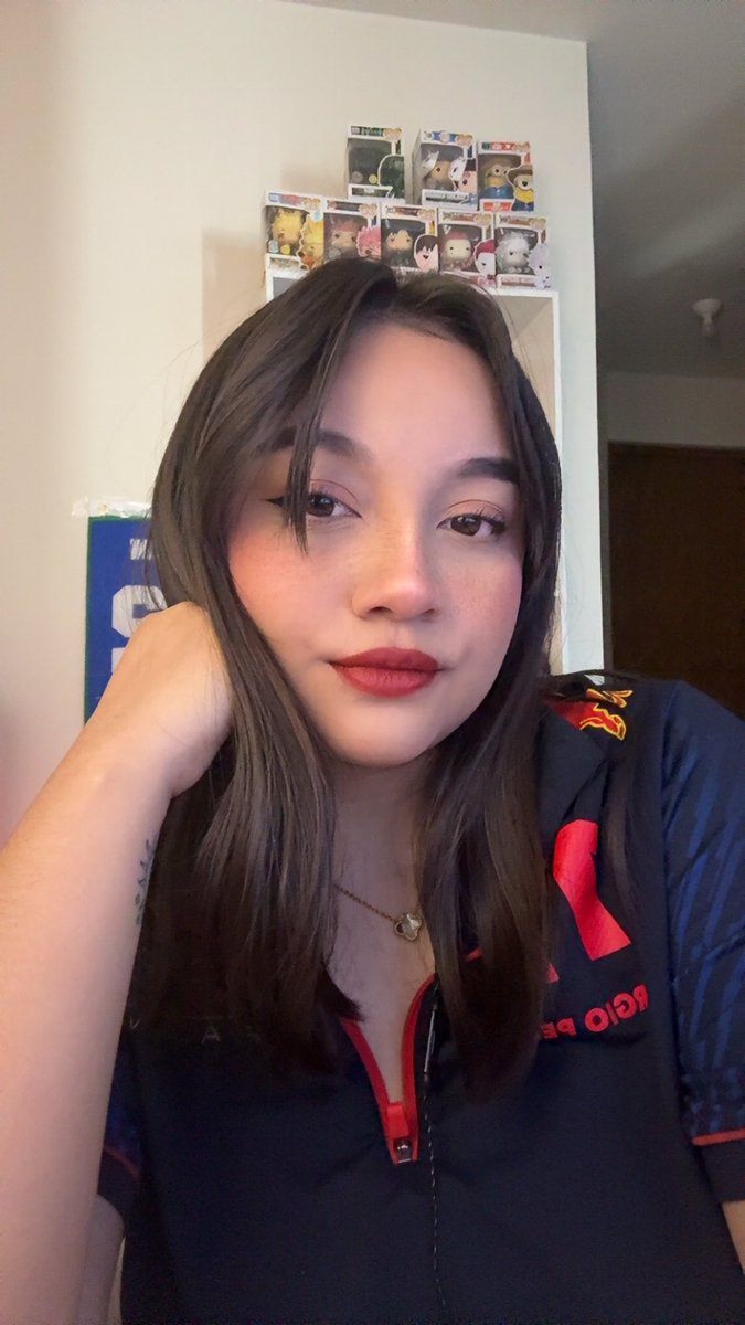 buenos días twitch.tv/melus ❤️‍🩹