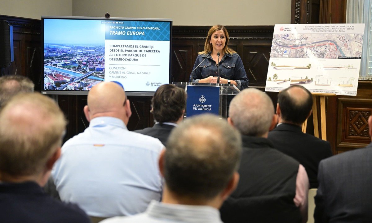 AjuntamentVLC's tweet image. 🚴🚶‍♀️ Presentem el projecte del camí ciclopedestre que connectarà el tram final del #JardídelTúria, des de #Penyarroja fins al pont de les Drassanes, a #Natzaret.

🟡 Amb un pressupost de més de 2 M€, cofinançats per @generalitat, es preveu entre en servici a principis de 2027.