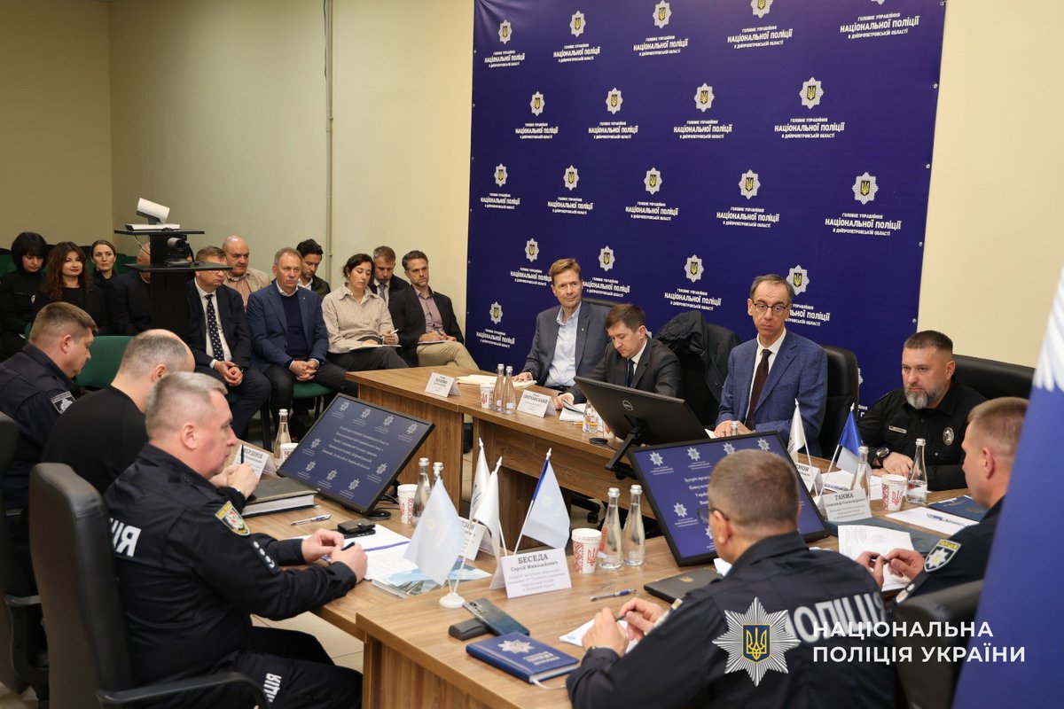 GUNP_Dnipro's tweet image. Посилення міжнародної співпраці: у Дніпрі керівництво поліції обговорили протидію гібридним загрозам
Джерело: dp.npu.gov.ua/news/posylenni…
@34_tv
@news112ua
@istv
#Поліція #Дніпро #новини