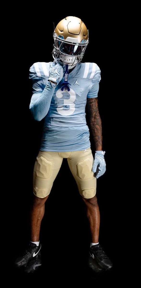 Throwback threads this week for <a href="/UCLAFootball/">UCLA Football</a> 

#uniswag