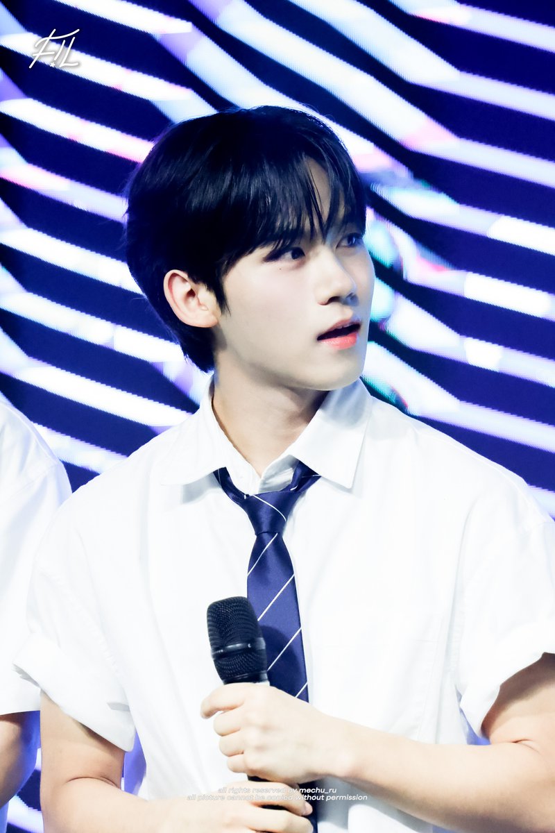 mechu_ru's tweet photo. 250824 Meet Your Boyz
혀앓이。。ᰔ

#YUHZ #유어즈 #YourHertz 
#JAEIL #재일 
#MOONJAEIL #문재일 https://t.co/5al7RCyDET