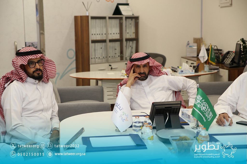 tatweerorg's tweet photo. عقد مجلس إدارة #جمعية_تطوير مساء اليوم اجتماعه التاسع عشر ضمن الدورة الحالية، وذلك بحضور رئيس وأعضاء مجلس الإدارة،

تم خلال الاجتماع مناقشة عدد من الموضوعات المدرجة على جدول الأعمال، إلى جانب الاطلاع على مستجدات سير أعمال الجمعية ومشاريعها.

ويأتي هذا الاجتماع استمرارًا لجهود المجلس في متابعة الأداء، وتعزيز كفاءة العمل المؤسسي، وتحقيق الأهداف الاستراتيجية للجمعية.

#جمعية_تطوير