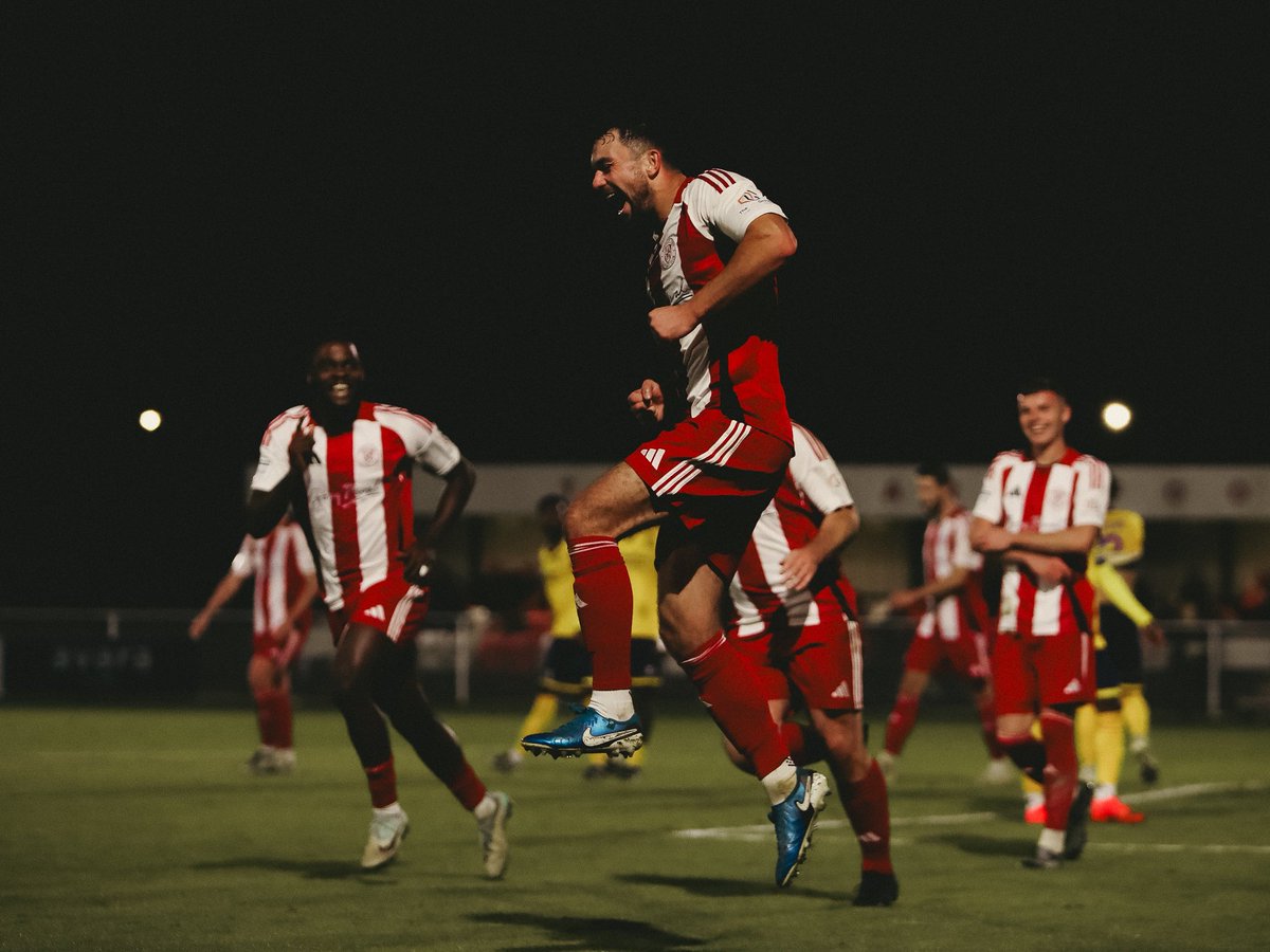 Havent put anything up for awhile but i just had to today after that replay 😍

#BrackleyTownFC #FACup #Canon #viral #sports #sportsphotography <a href="/NonLeaguePaper/">The Non-League Paper</a> <a href="/Alamy_Editorial/">Alamy Editorial</a> <a href="/CanonUKandIE/">Canon UK and Ireland</a> <a href="/BrackleyTownFC/">Brackley Town FC</a> <a href="/EmiratesFACup/">Emirates FA Cup</a>