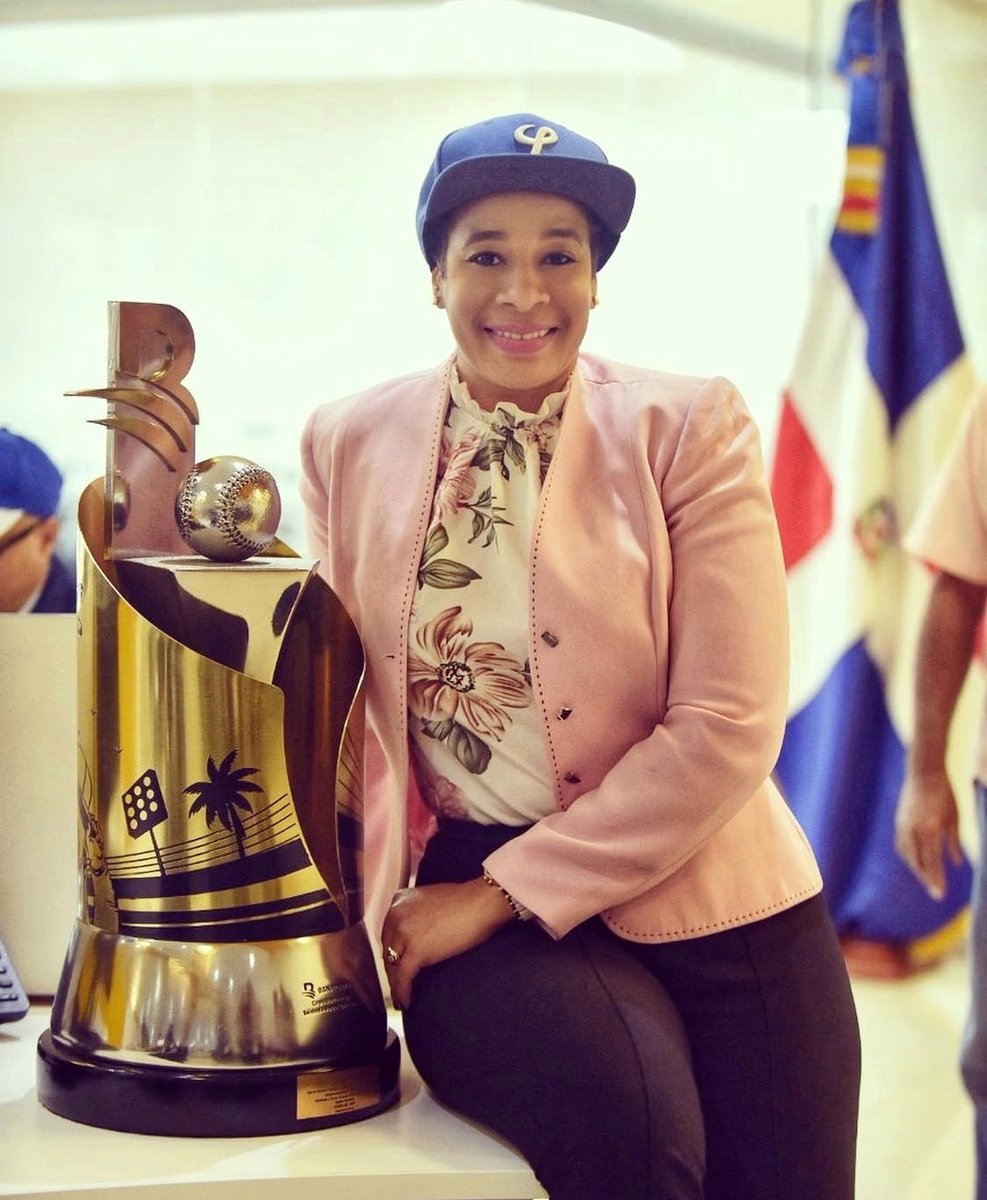 Desde hoy: MIERDA PA’  LA’SÁGUILAS 

#SoySangreAzul 💙💙💙