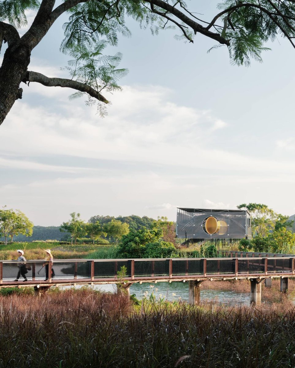 illustrarch's tweet image. Moon Pavilion by Atelier Guo

#pavilion #architects #design #architecture #illustrarch