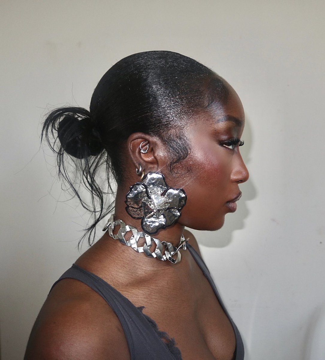 backendEnt's tweet image. TOMI AGAPE IN NEW PHOTOS