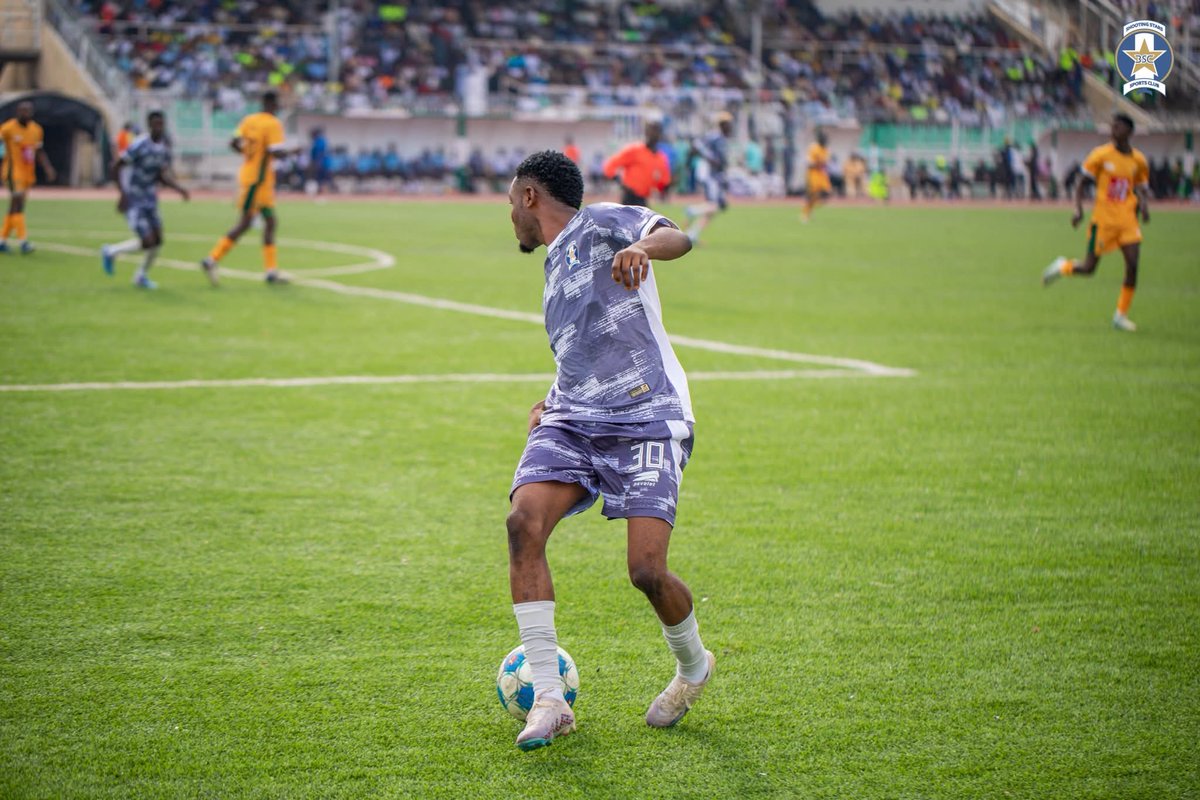 OyoNews1's tweet photo. MD8 MOMENTS 🔵⭐

Snaps from Shooting Stars 1-1 draw away with Kano Pillars.

It was a tightly contested match in Kano tackles, chances, and a late strike from the Oluyole Warriors.

📸 Swipe through the action

Up Shooting.

#NPFL26 | #KANSHO | #3SC https://t.co/zctnTlyR0V