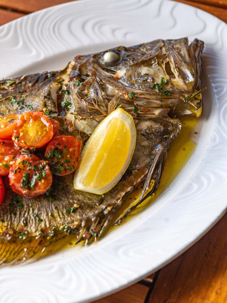 noahsbristol's tweet photo. Whole Cornish John dory with confit English tomatoes, garlic & parsley olive oil back on the menu to tempt you! π£π©΅
#johndory #dailymenu #noahsbristol #bristolrestaurant https://t.co/GzBE6N4m0z