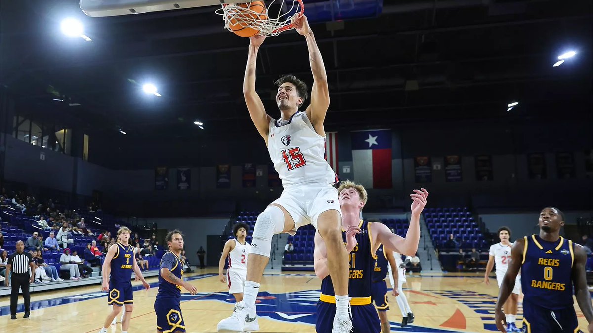 Small College Hoops tweet media