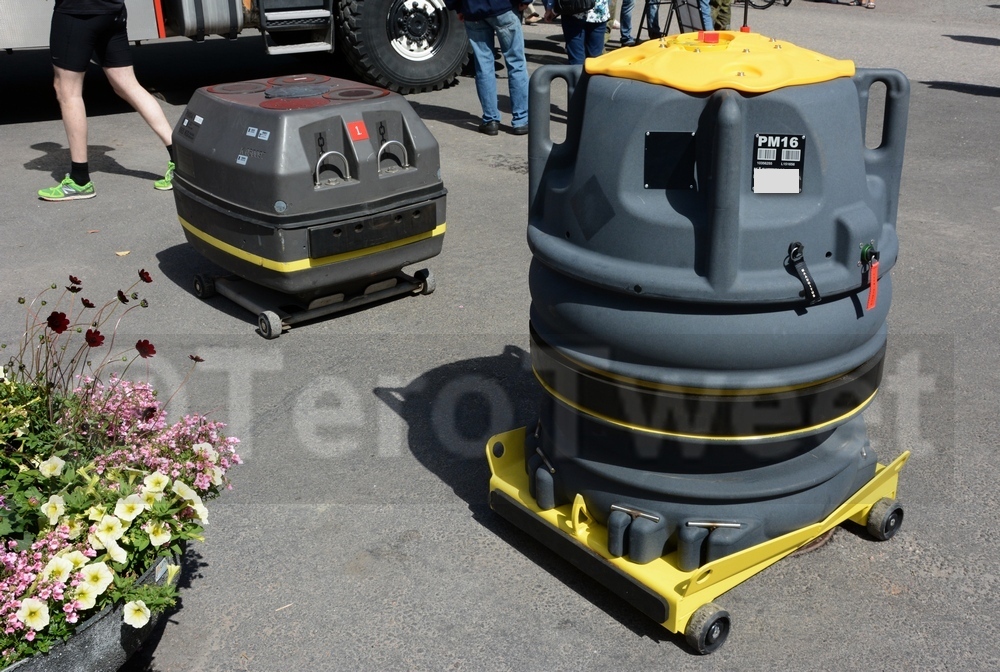 Suomen johtama Naval Mines Cooperation (NMC) pyrkii vahvistamaan Itämeren puolustusta ja selvittää yhteistyömahdollisuuksia merimiinojen hankinnassa,
Viisi maata suunnittelee suomalaisen Blocker-pohjamiinan yhteishankintaa.
Kuvassa #Merivoimat Pohjamiina 16.
#turpo
Linkki alla.