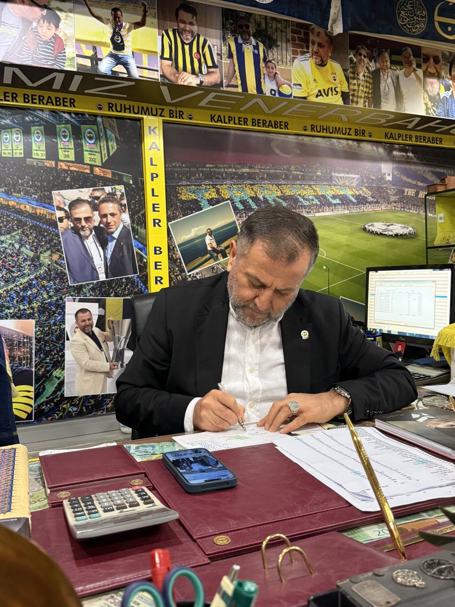 Sabrı deniz olanın hayatı okyanus olur.

✨️

#İnsancsyaşamak 💙#FenerbahçeBirYaşamdır💛💙