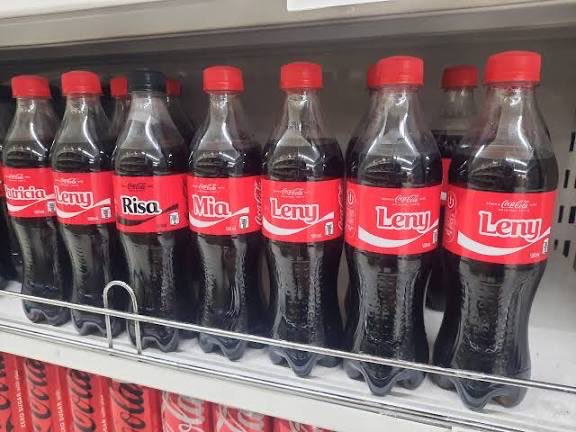 david_adero's tweet photo. @KenyaCocaCola why should I quench my thirst with another persons name on it?
@pepsi you can do better https://t.co/o9a7IgtSTU